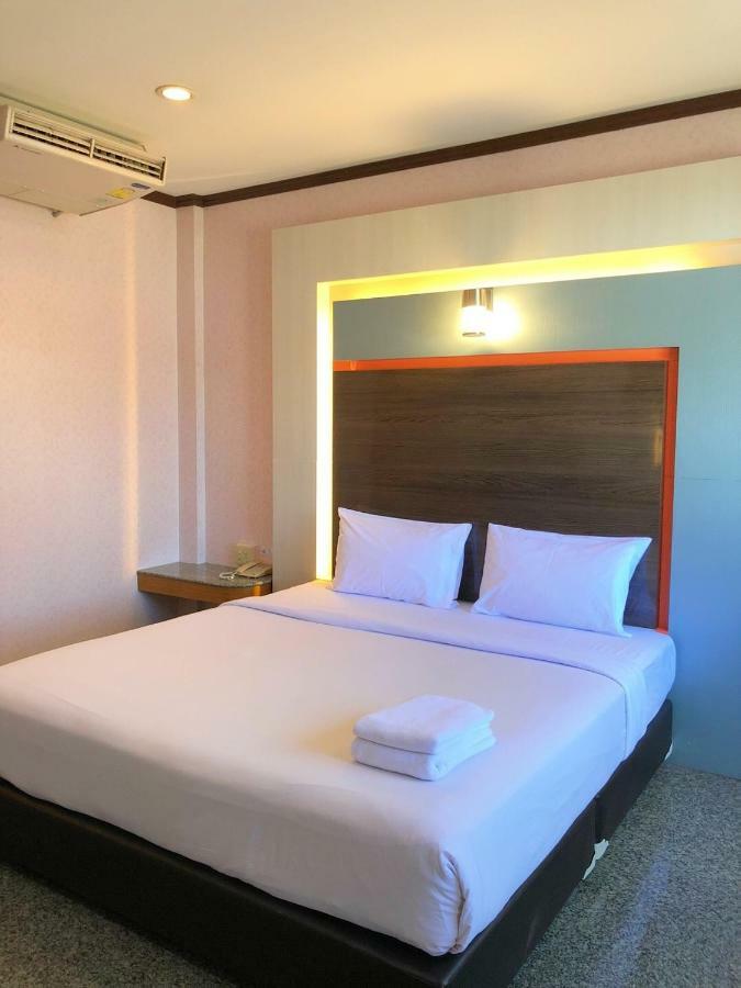 Soda Resort Kamphaeng Phet Exteriér fotografie
